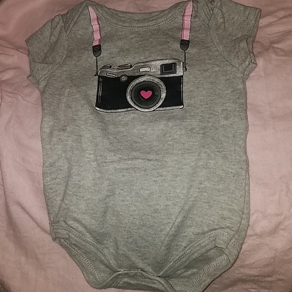 Baby Girl Matching set - Picture 2 of 3